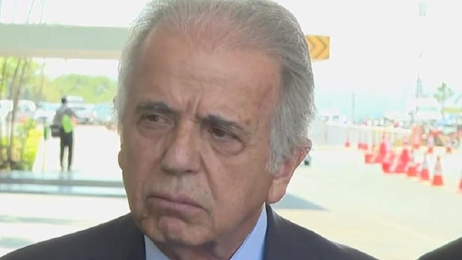 José Múcio em entrevista a jornalistas - Reprodução/GloboNews