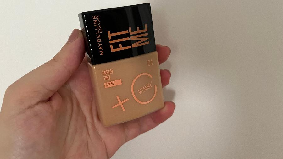 A base Fit Me Fresh Tint, da Maybelline, é a mais vendida do site Amazon