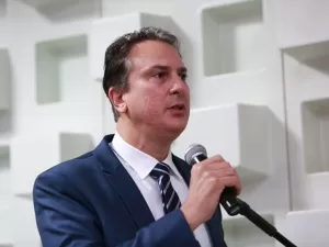 Camilo Santana diz que governo já tem recursos para garantir o Pé-de-Meia em 2025