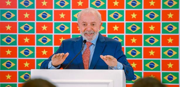 Lula: 'Antes da briga, vamos gastar as palavras por livre-comércio com EUA'