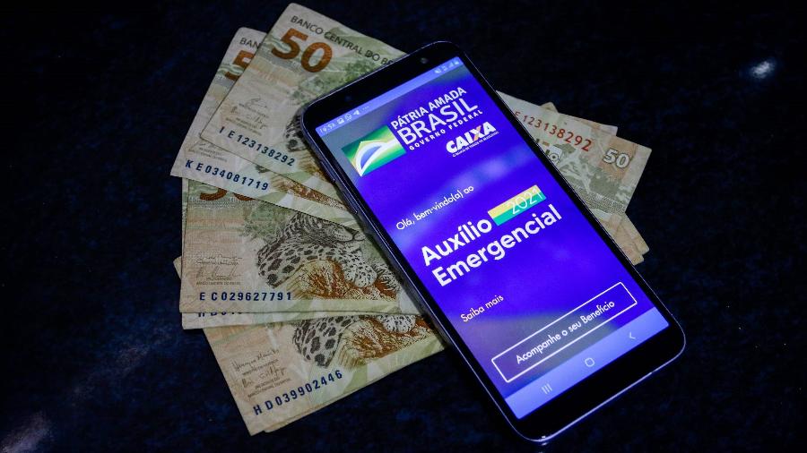 Foto ilustrativa do auxílio emergencial; Caixa Tem, app - Eliane Neves/Estadão Conteúdo