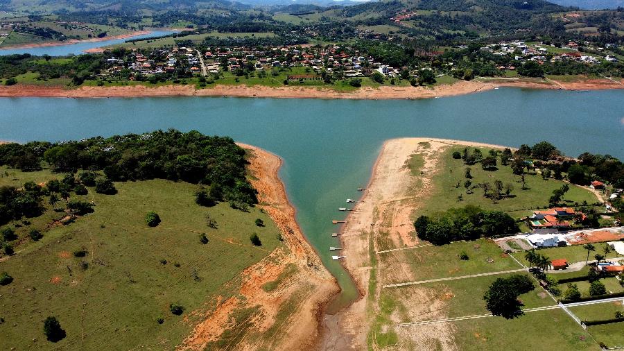 Represa Jaguari, segunda maior do Sistema Cantareira, que opera na faixa de restrição - LUIS MOURA/ESTADÃO CONTEÚDO