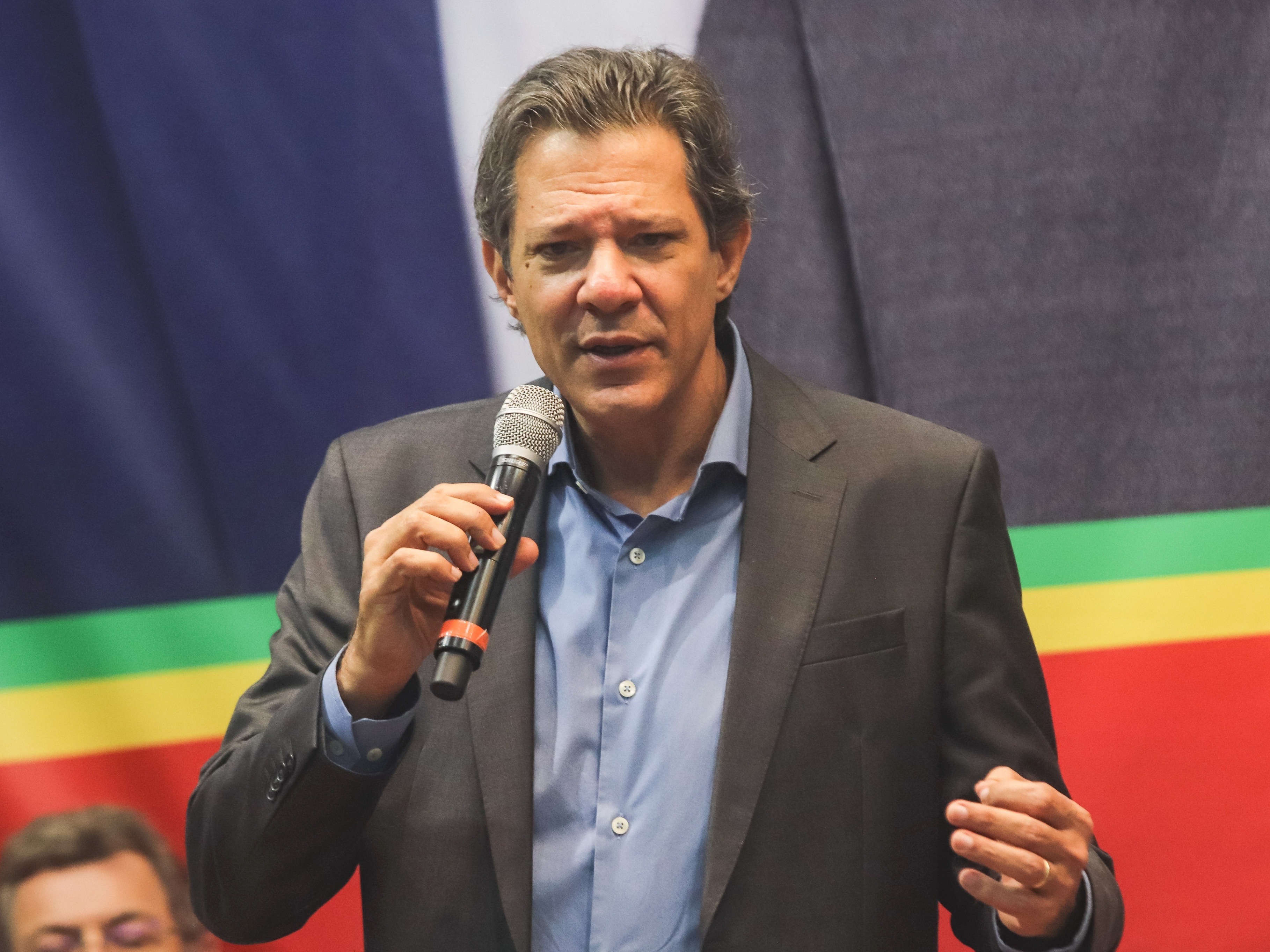 Ainda sem vice Haddad cita partido de Ciro Falta o PDT no palanque