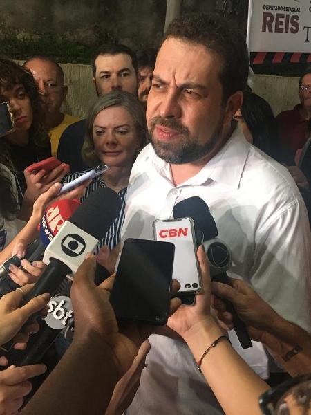 O pré-candidato à prefeito de São Paulo Guilherme Boulos, apoiado pelo presidente Lula