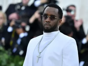 Diddy tinha sinal secreto para iniciar 'selvageria' em festas, diz revista