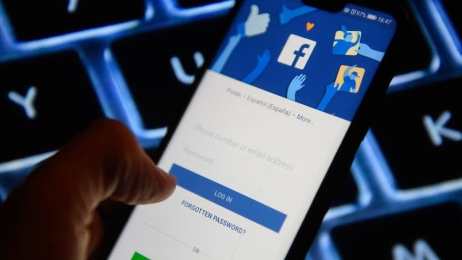 Facebook em manutenção? Rede social explica mensagem no login
