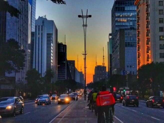 A rotina de ameaças e expulsões dos entregadores terceirizados do iFood