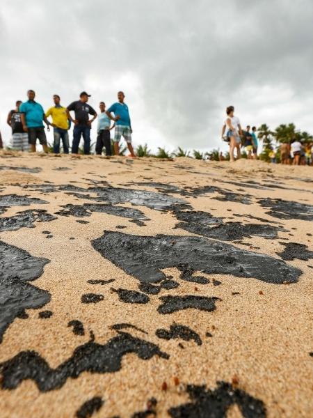 Vazamento de petróleo em Alagoas: mancha de óleo gigante aparece em Jarapatinga - Felipe Brasil/Instituto do Meio Ambiente de Alagoas / Divulgação