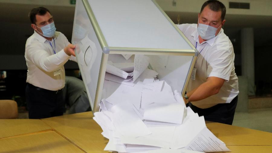 A contagem de votos apontou a reeleição de Lukashenko no dia 8 de agosto; líder está há 26 anos no poder de Belarus - Vasily Fedosenko/Reuters