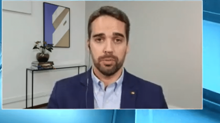 Em entrevista à CNN, o governador do RS, Eduardo Leite, disse não descartar negociação isolada para compra de vacinas - Reprodução/CNN