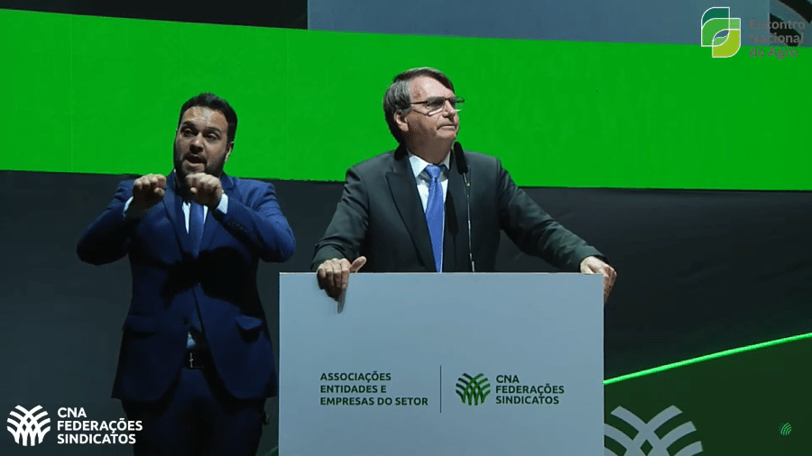 10.ago.2022 - Bolsonaro discursa na abertura do Encontro Nacional do Agro, em Brasília - Reprodução/Youtube/Sistema CNA/Senar