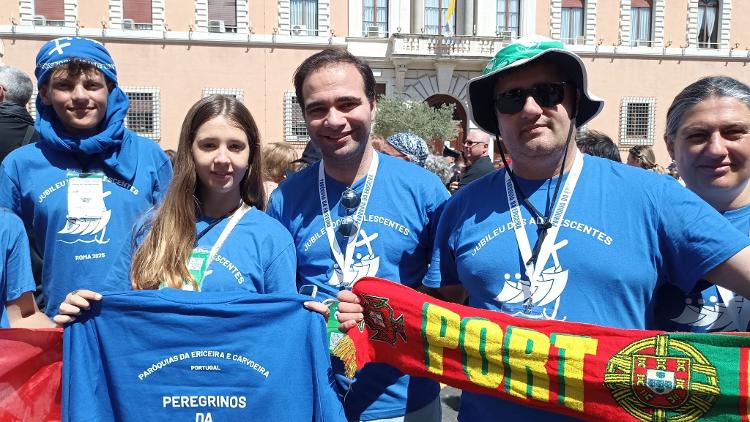 João, ao centro, veio de Portugal para o Jubileu dos Adolescentes João, ao centro, veio de Portugal para o Jubileu dos Adolescentes