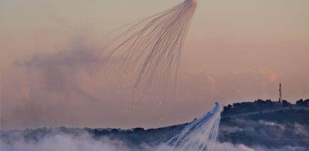 Israel é acusado de usar bombas de fósforo branco contra civis no Líbano