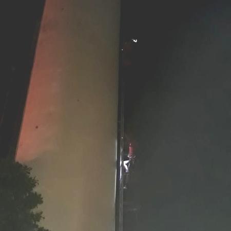 Torre de onde garota caiu em RR - Corpo de Bombeiros / Divulgação