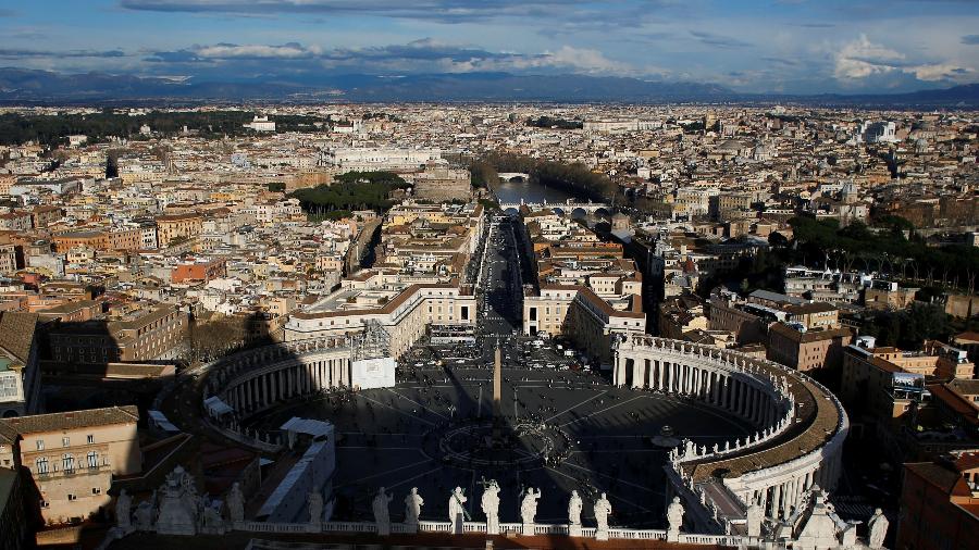 Vista da Praça São Pedro, no Vaticano - Reuters