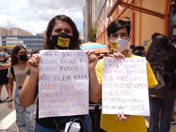 Saiba como usar a nota do Enem para estudar fora