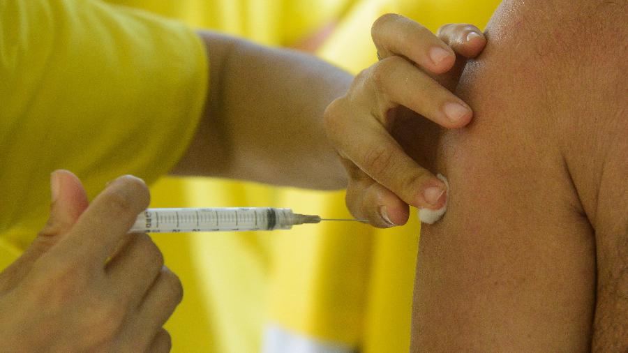 Dia D de vacinação contra a gripe no Leme, na zona sul do Rio de Janeiro.