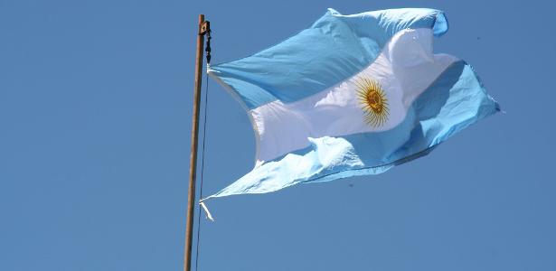 Argentina paga US$ 4,3 bilhões em dívidas, maior valor desde 2020