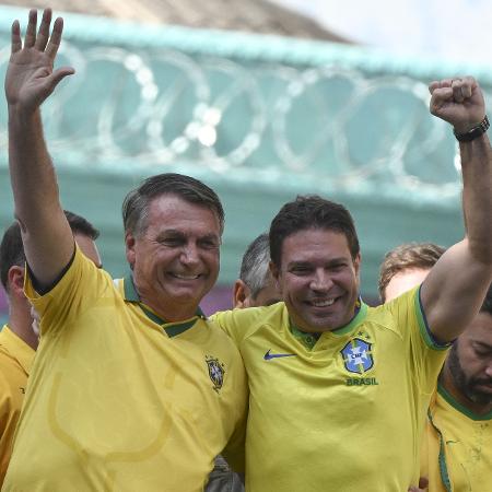 Bolsonaro e Alexandre Ramagem no Rio - Mauro Pimentel - 18.jul.2024/AFP