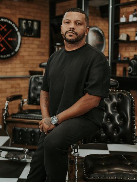 Jader Lewis, sócio da La Mafia Barbearia