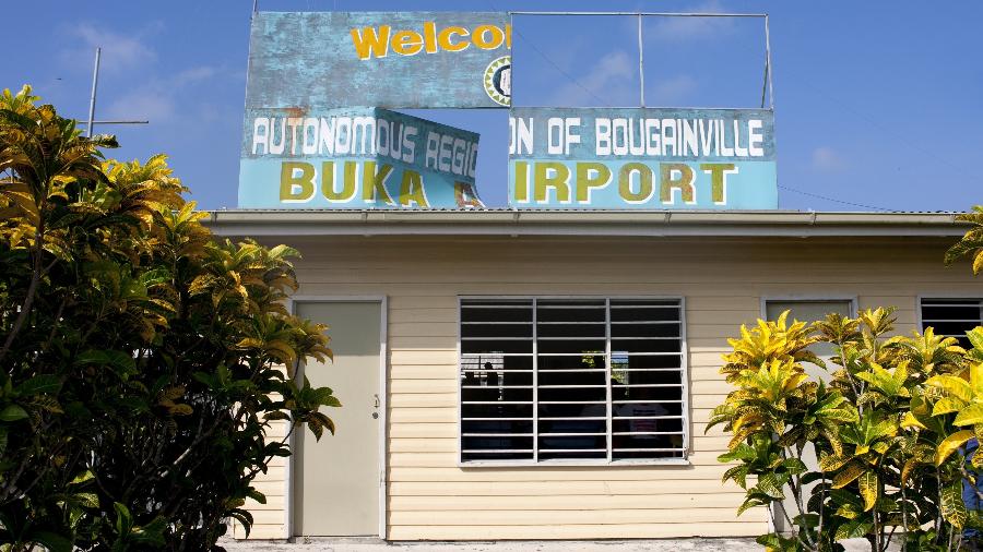 Aeroporto da região autônoma de Bougainville, na Papua Nova-Guiné - Eric Lafforgue/Gamma-Rapho via Getty Images