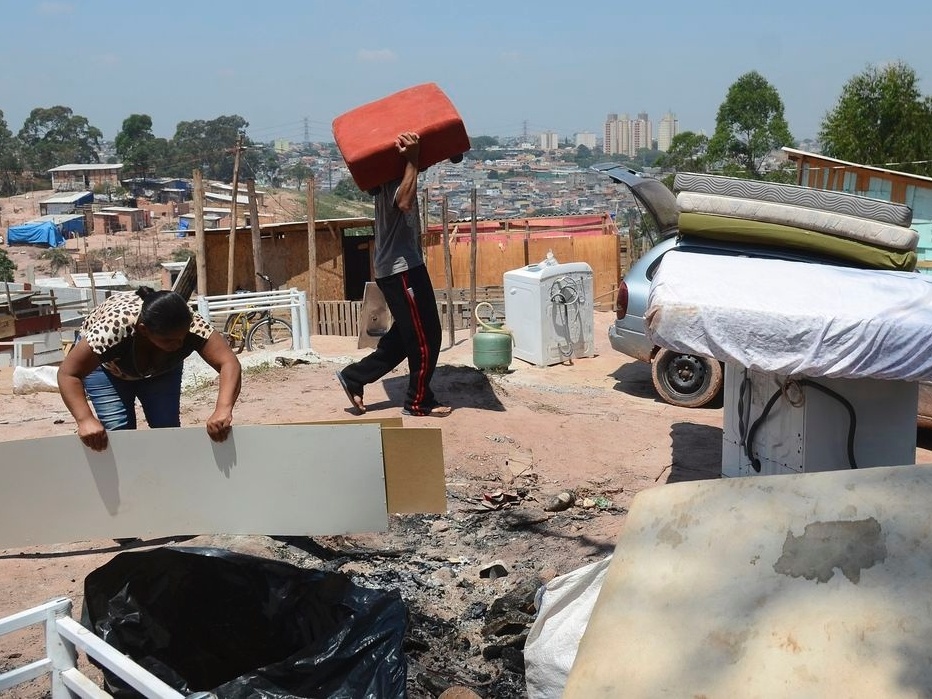 Sob pandemia, ações de despejo em SP aumentam 79% em 2021