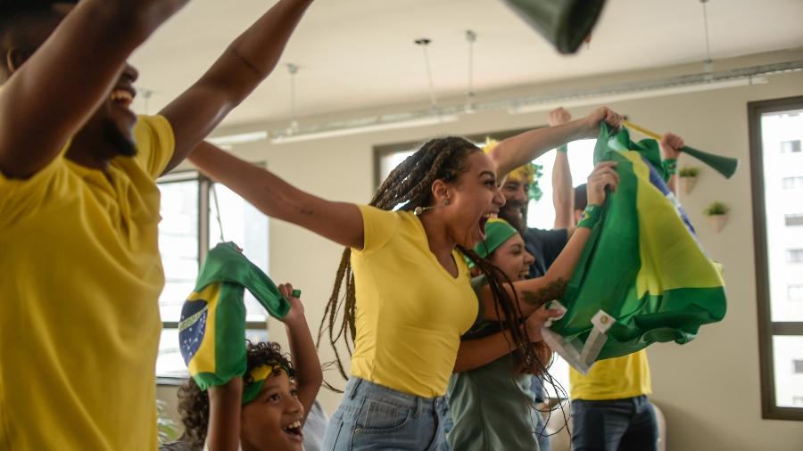 Assista aos jogos da Copa, ao vivo e em português na Sling - AcheiUSA