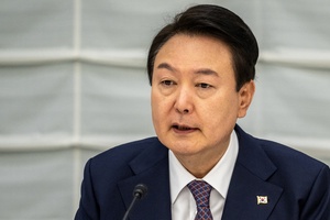 Coreia do Sul: Oposição tenta convencer deputados a votarem impeachment do presidente no sábado  (Foto: Philip Fong via REUTERS)