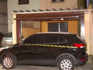 Adolescente mata pai, mãe e irmã a tiros dentro de casa em SP
