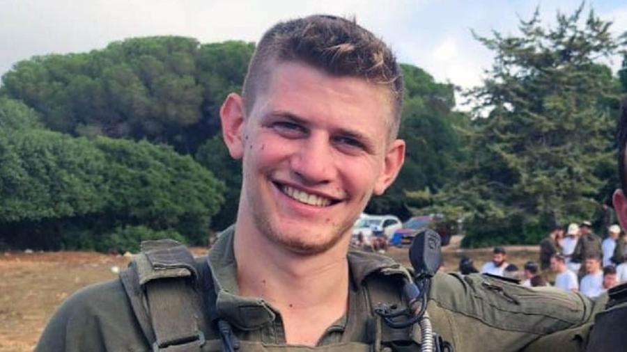 Capitão Eitan Itzhak Oster, 22, foi o primeiro que teve morte confirmada pelas forças israelenses