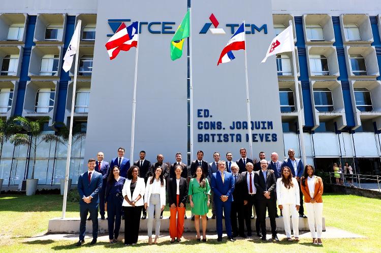 Auditores que tomaram posse no dia 1º no TCE-BA