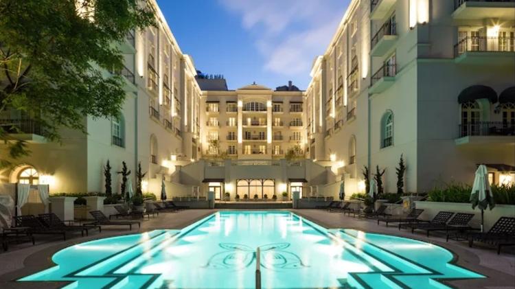 Hotel Palácio Tangará acabou com o 6x1 e reduziu duas horas na jornada semanal 