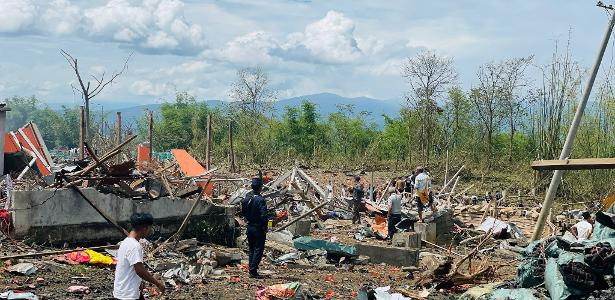Cover image for Explosão em depósito de explosivos mata mais de 45 pessoas em Mianmar