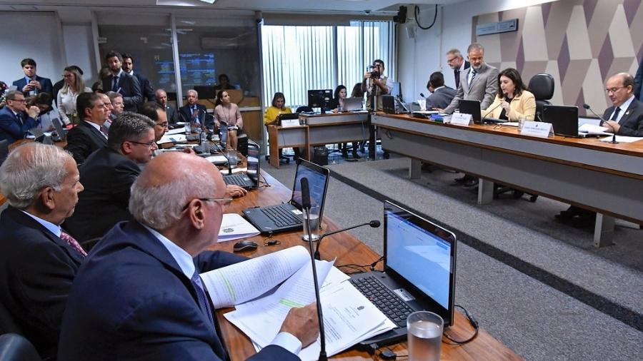 16.abr.2019 - Reunião na CCJ do Senado discute projeto que isenta multas do TSE a partidos - Geraldo Magela/Agência Senado
