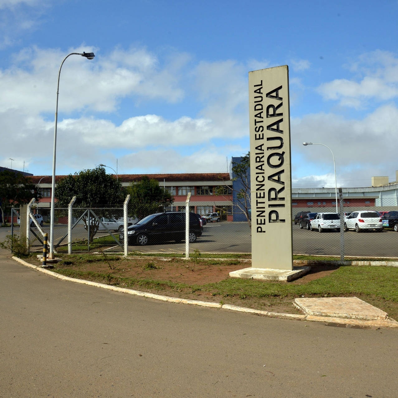 Ação da PF mostra que presídio do PR virou um centro administrativo do PCC  - 08082019 - UOL Notícias