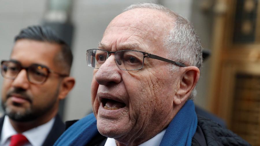 Alan Dershowitz, um dos mais famosos advogados dos Estados Unidos, foi confirmado como parte da equipe de defesa do presidente dos EUA, Donald Trump, em seu processo de impeachment - Mike Segar/Reuters