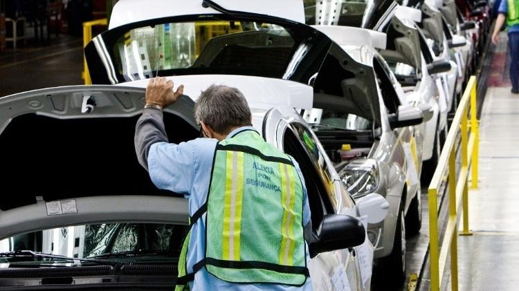 Montadoras estabelecidas no Brasil travam nova guerra de lobby contra a BYD Montadoras estabelecidas no Brasil travam nova guerra de lobby contra a BYD