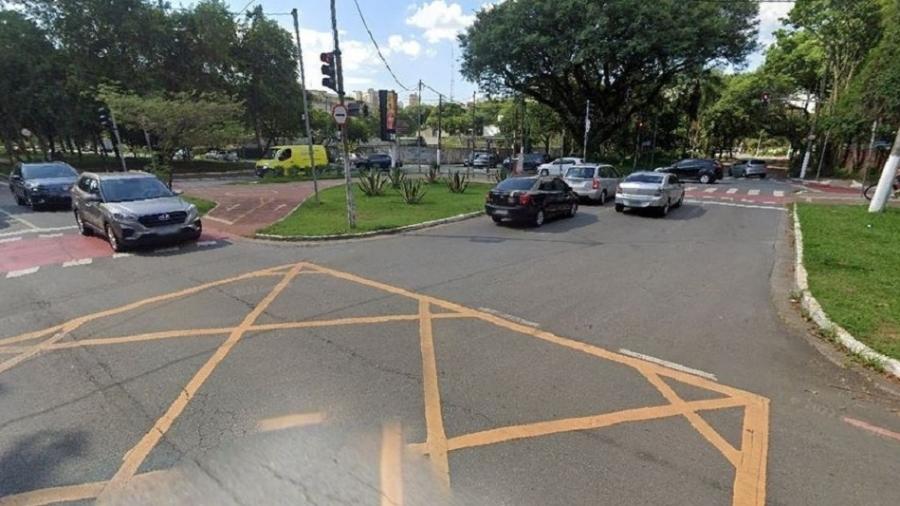 Crime aconteceu na noite desta sexta-feira (2) em um cruzamento próximo a Praça Beethoven, em Alto de Pinheiros - Reprodução/Google Street View