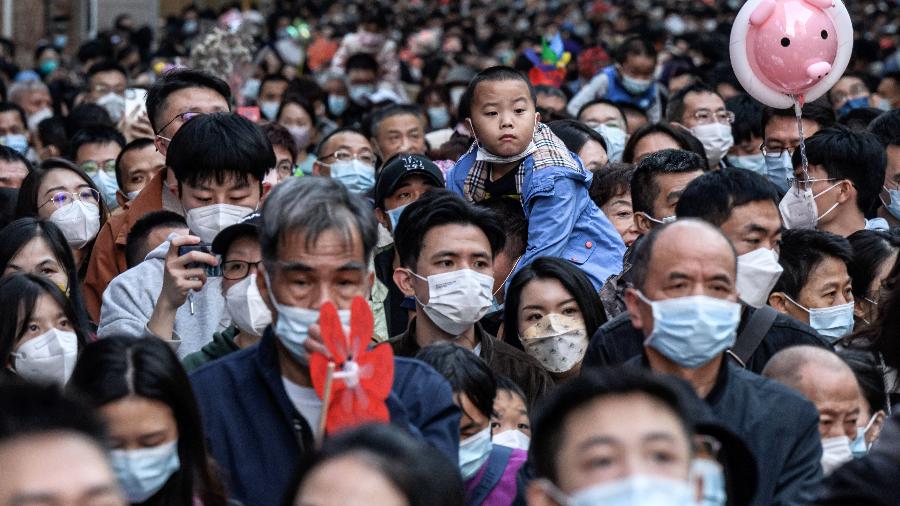 China atinge pico da epidemia de covid-19 - STR / AFP