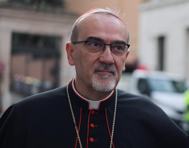 25.abr.2025 - O cardeal Pierbattista Pizzaballa chega ao Vaticano 25.abr.2025 - O cardeal Pierbattista Pizzaballa chega ao Vaticano