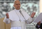 Vaticano confirma excomunhão de seis bispos tradicionalistas
