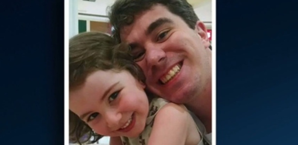 A menina Sophia e o pai Ricardo Krause Esteves Najjar