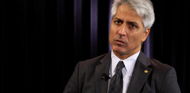 Orçamento secreto | Molon pedirá investigação sobre 'Bolsolão'