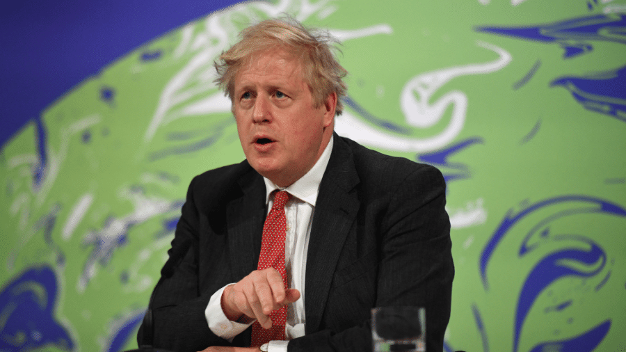 22.abr.2021 - Boris Johnson, primeiro-ministro do Reino Unido, discursa na Cúpula de Líderes sobre o Clima  - JUSTIN TALLIS/AFP