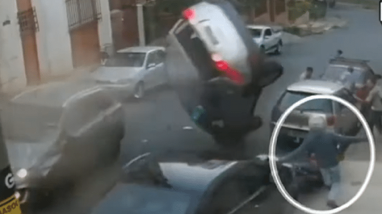 carro - Reprodução/Band - Reprodução/Band