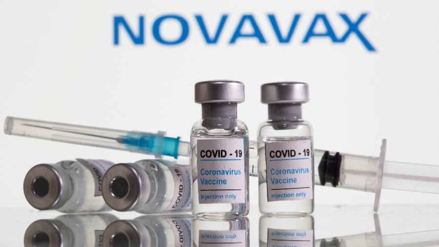 Vacina da Novavax contra o novo coronavírus; agência europeia aprovou imunizante em dezembro de 2021 - Dado Ruvic/Reuters