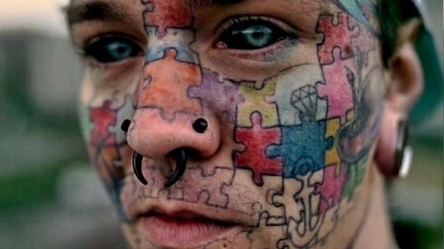 Tatuagem rosa. - puzzle online