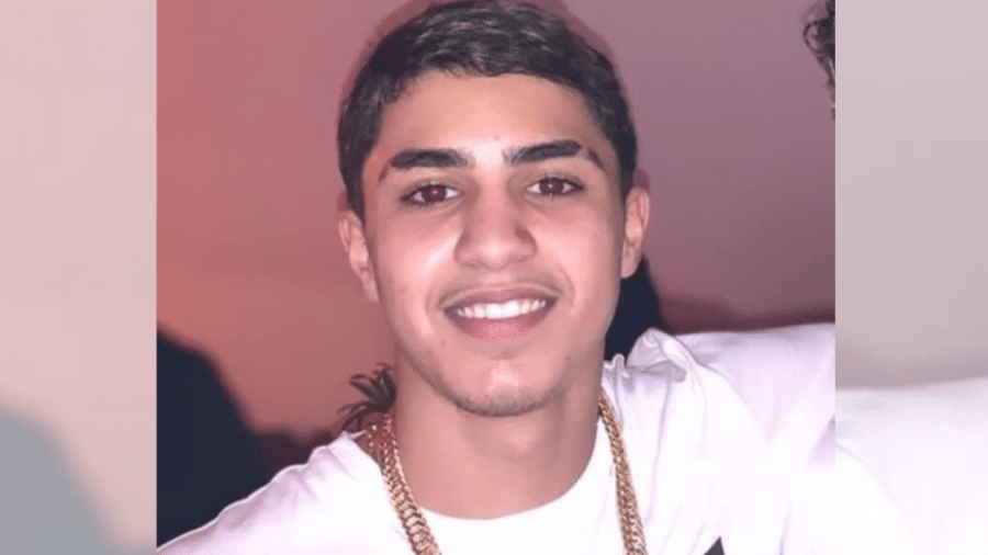 Eduardo Bandeira de Mello, 16, morreu após cair de ônibus no RJ - Arquivo Pessoal