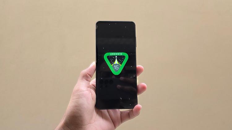 Samsung promete quatro anos de atualizações do Android e de segurança ao Galaxy A06 5G Samsung promete quatro anos de atualizações do Android e de segurança ao Galaxy A06 5G