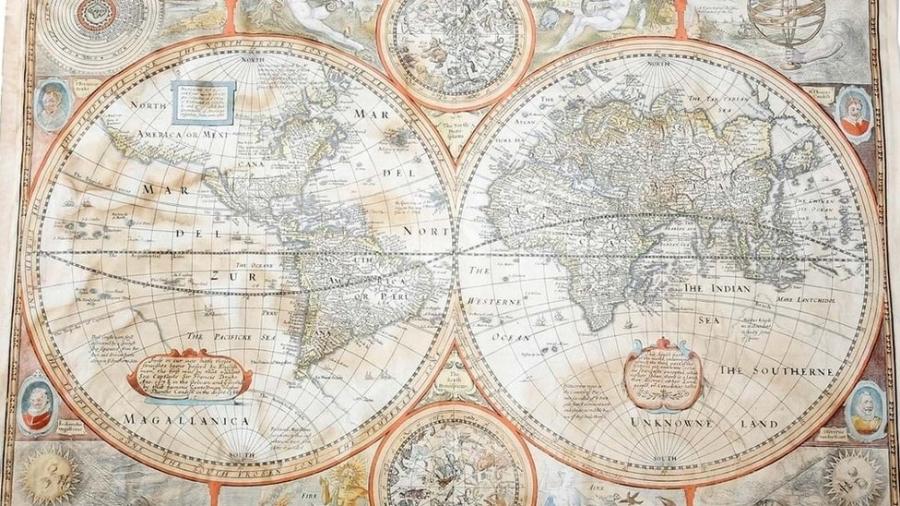 O mapa do mundo, que mostra a Califórnia como uma ilha, foi encontrado ensopado em um quadro quebrado de um bazar beneficente - Woolley and Wallis